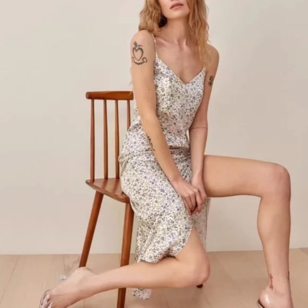 Reformation Britten Dress in Pixie White Blue Floral Midi Silk Sz S